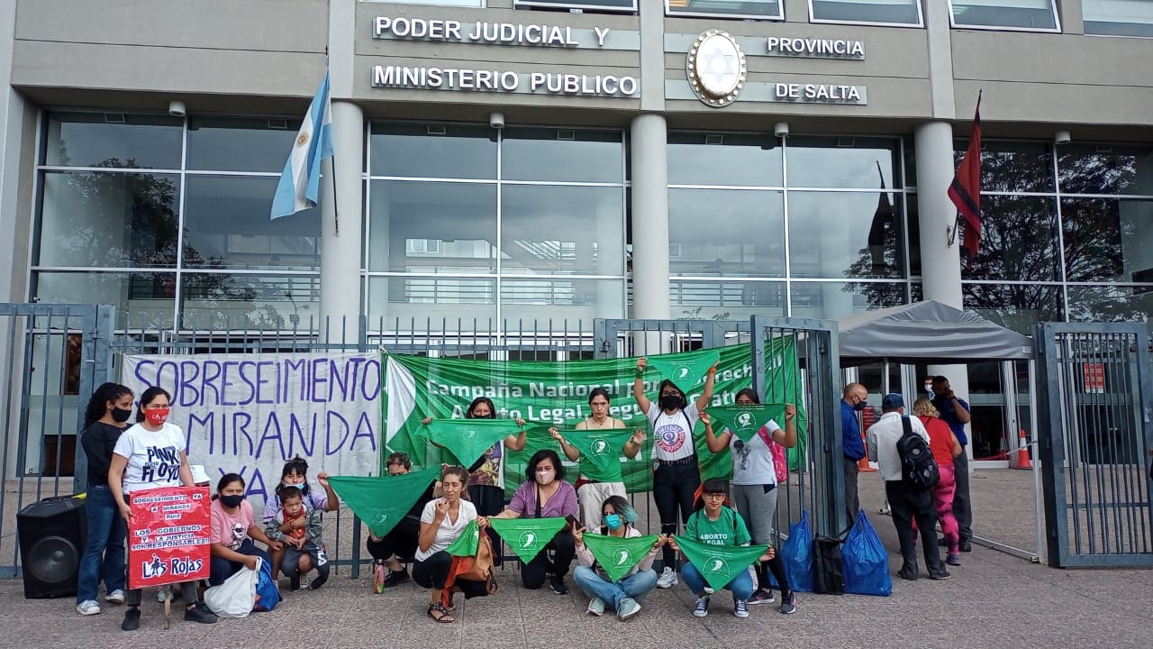 Piden la nulidad de la causa contra Miranda Ruiz, la médica que realizó un aborto