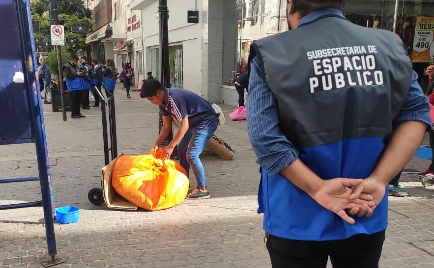 Echaron a la Coordinadora de Espacios Públicos por cobrar coimas