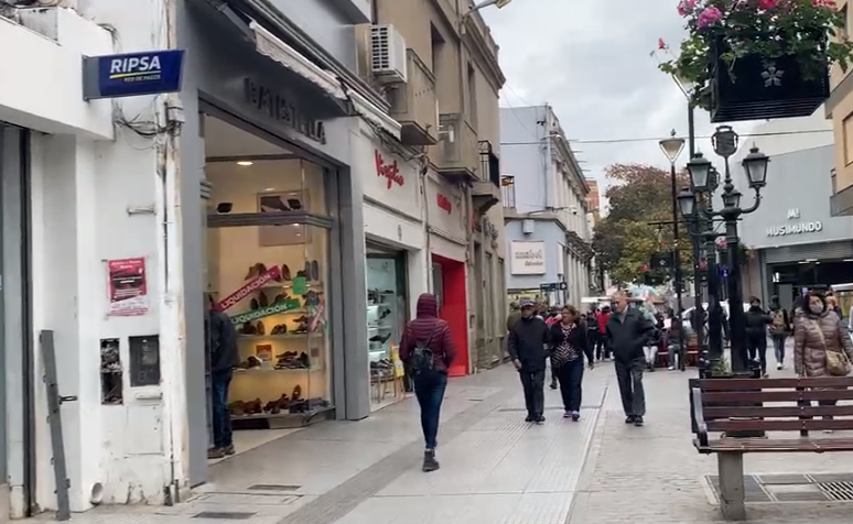 El feriado no le llegó a los empleados de comercio: ¿qué servicios están disponibles?
