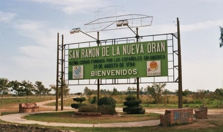 Fue atacada en la calle por su ex pareja  y un grupo de jóvenes la salvó